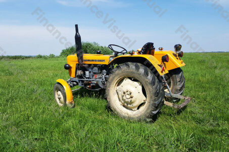 Ciągnik Ursus C-330