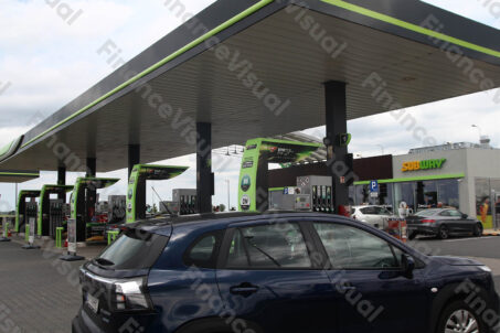 MOL_stacja benzynowa 10