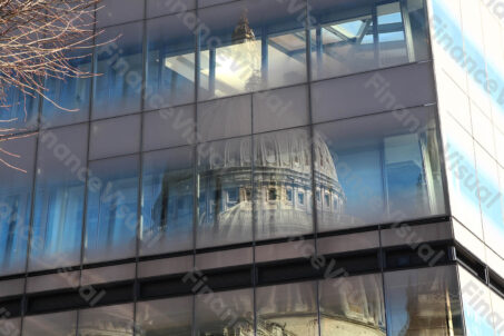 Katedra św. Pawła odbicie 1