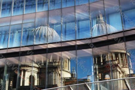 Katedra św. Pawła odbicie 3