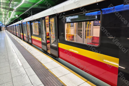 Metro Warszawskie 4