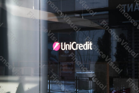 Oddział UniCredit 8