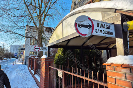 Uwaga samochód