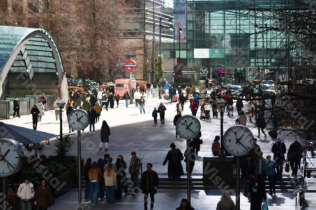 Canary Wharf Londyn ludzie