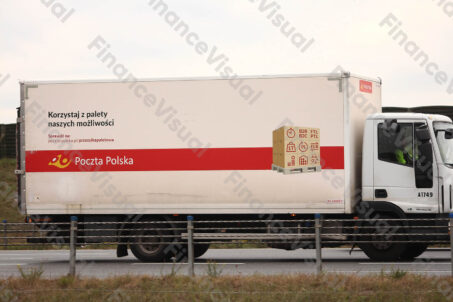 Poczta Polska ciężarówka