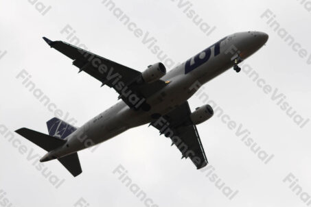 Samolot lądowanie 14