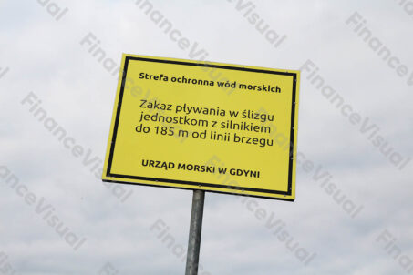 Strefa ochronna wód morskich