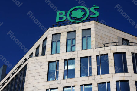BOŚ Bank - centrala 13