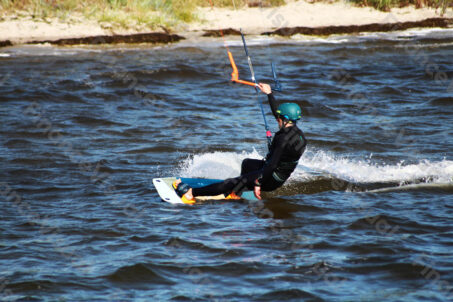 Kitesurfing 15
