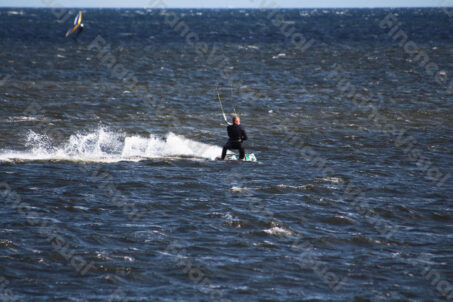 Kitesurfing 5