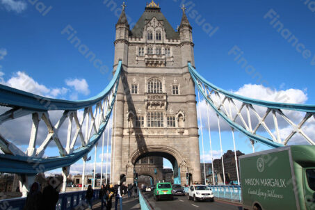 London Bridge 3