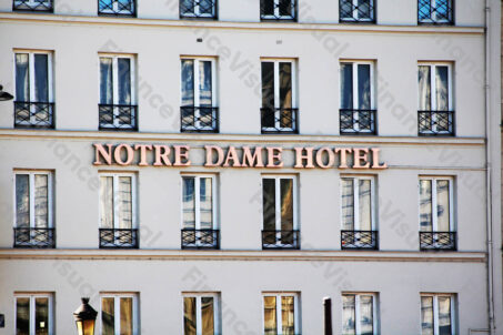 Notre Dame Hotel