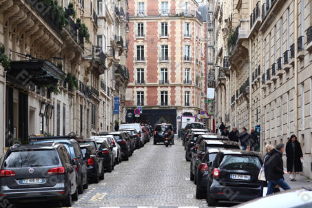 Paryż samochody uliczka 2
