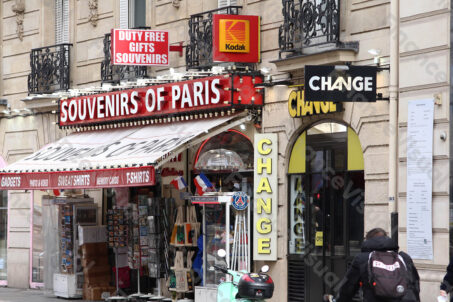 Sklep z pamiątkami Paryż
