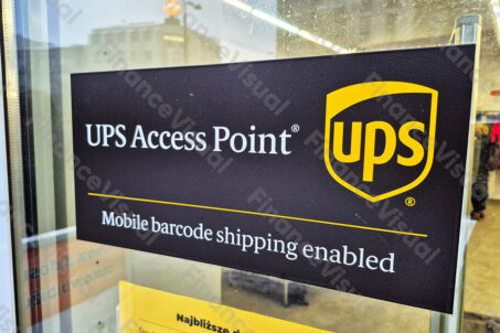UPS Point