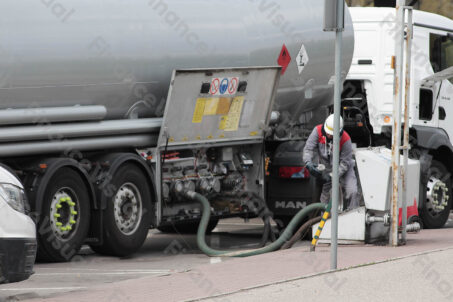 Cysterna - stacja benzynowa 1