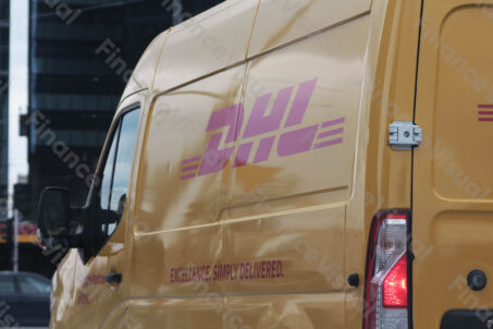Furgonetka cargo DHL