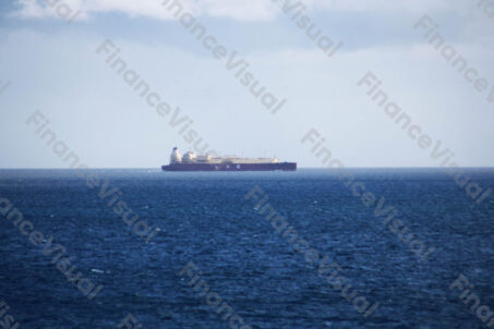 Gibraltar - statek LNG 2