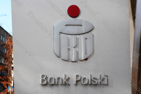 Logo PKO białe 3