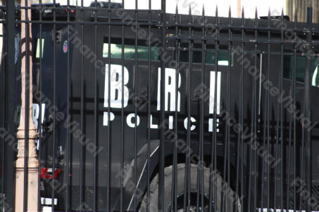 Policja Francja wóz opancerzony