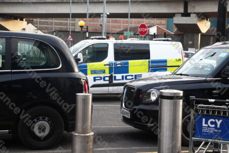 Policja Wielka Brytania - furgonetka 5