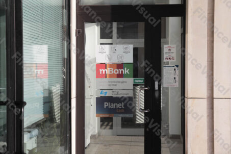 mBank - Plac Unii Lubelskiej 1