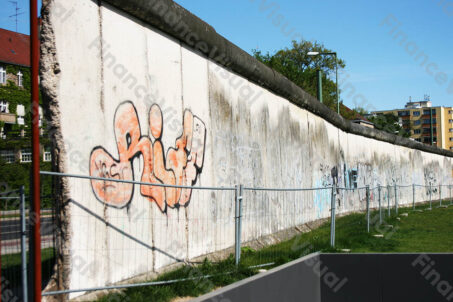 Mur Berliński 8