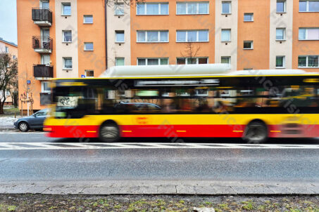 Autobus - Redutowa