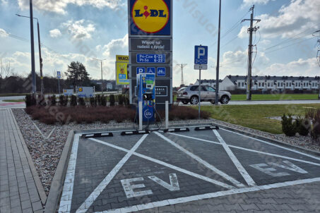 Lidl - ładowarka elektryczna 1