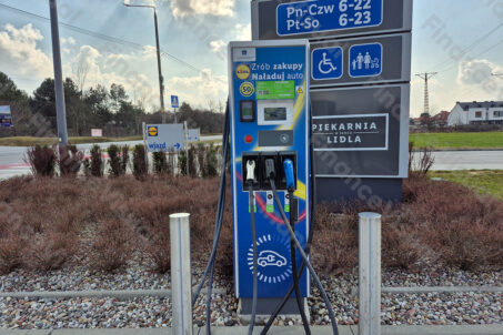Lidl - ładowarka elektryczna 2