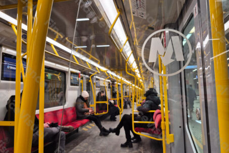 Metro Warszawa - pociąg