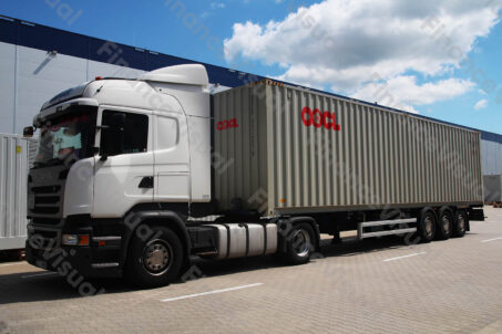 OOCL ciężarówka 2