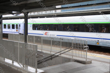 Pociąg Intercity - peron 3