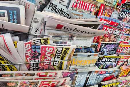 Stojak na gazety 2