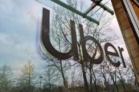 Uber - szyld 1