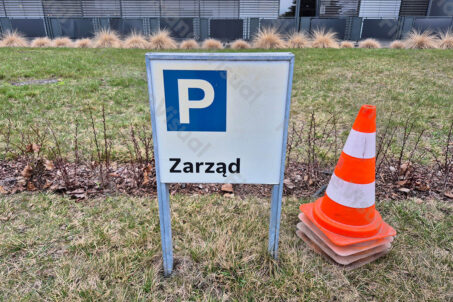 Zarząd - miejsce parkingowe