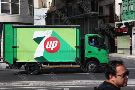 7UP - samochód dostawczy