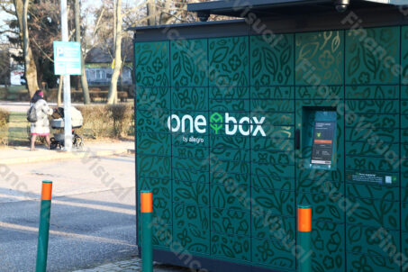 Allego One Box - automat 10