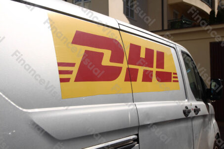 DHL - furgonetka 20