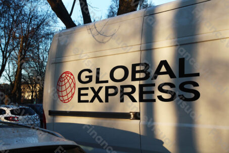 Global Express - furgonetka 1