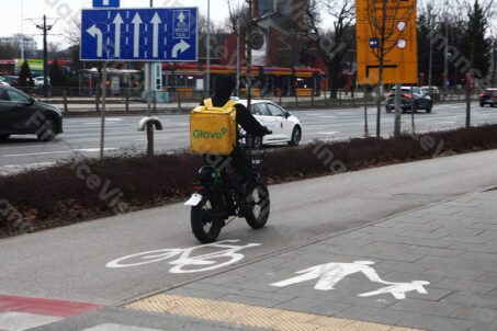Glovo kurier 11