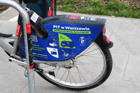 PIT w Warszawie - reklama na rowerze