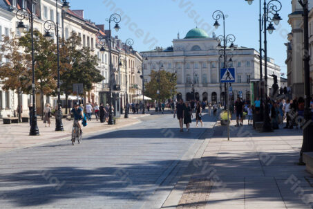 Krakowskie Przedmieście 1