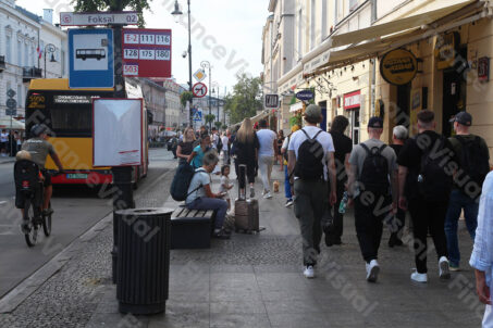 Nowy Świat - przystanek autobusowy