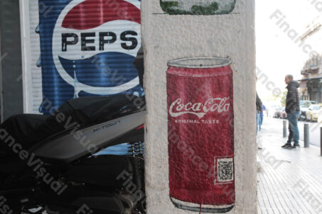 Pepsi - Coca-Cola - mural - Ateny